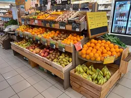51-biocoop-champagne-des-mont-dor-magasin-bio-fruit-legume-saison-local-producteur.webp